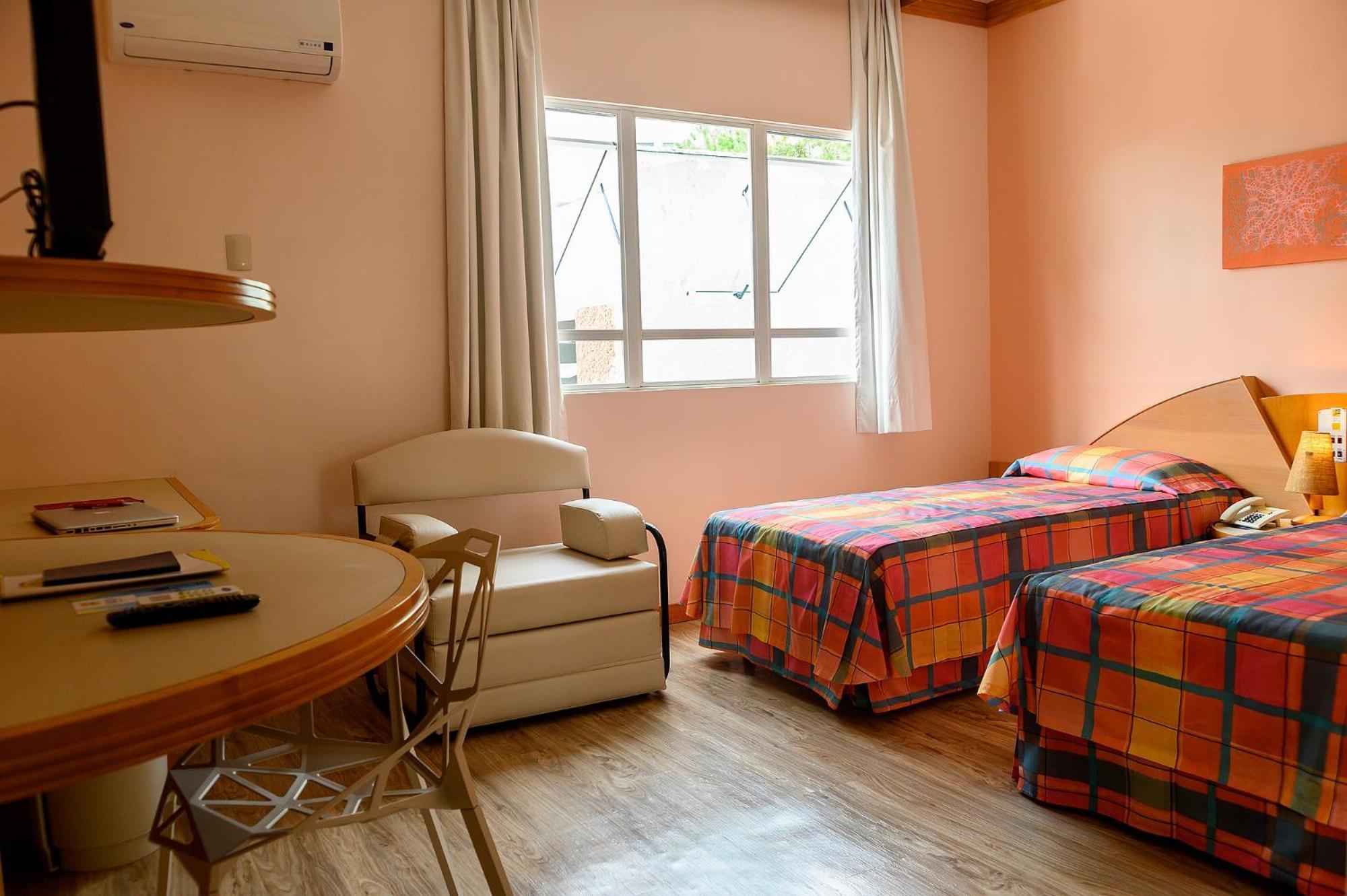 Solis Praia Hotel Itapema Bagian luar foto